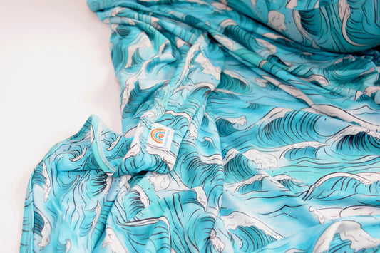 Waves Double Layered Blanket